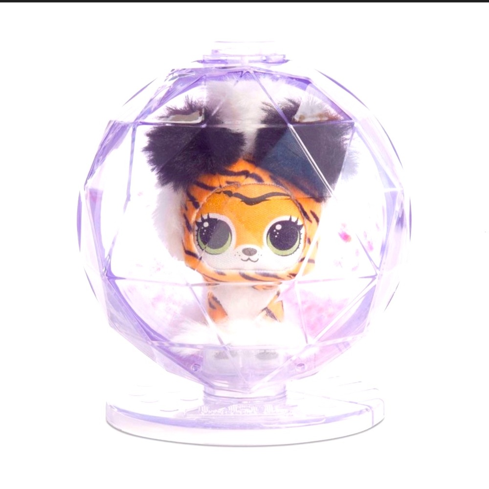 LOL Surprise Winter Disco Fluffy Pets